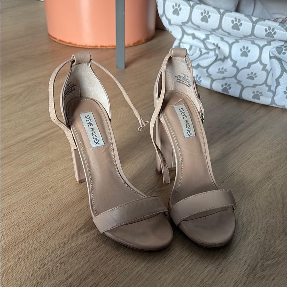 Steve Madden Tan Heeled Shoes Elegant Design